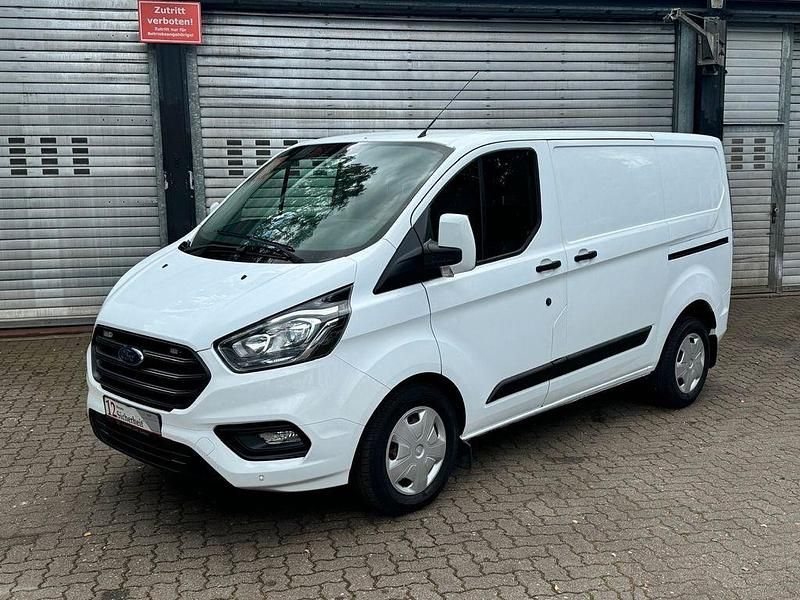 Gebraucht Ford Transit Custom Trend 131 PS (96 kW) 2018 Weiß Van / Kleinbus