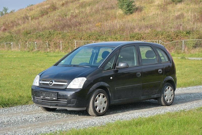 Second-hand Opel Meriva 101 CP (74 kW) 2004 Negru Monovolum