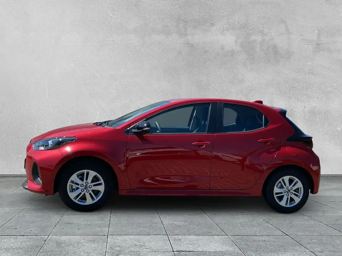 Gebraucht Mazda 2 Center-Line 116 PS (85 kW) 2025 Rot Kleinwagen
