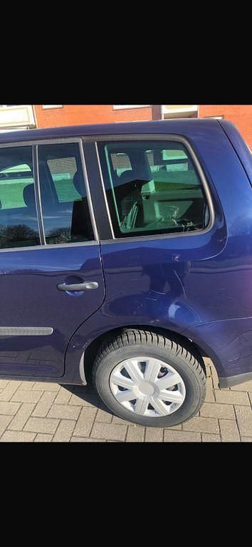 Gebraucht VW Touran Basis 105 PS (77 kW) 2003 Blau Van / Kleinbus