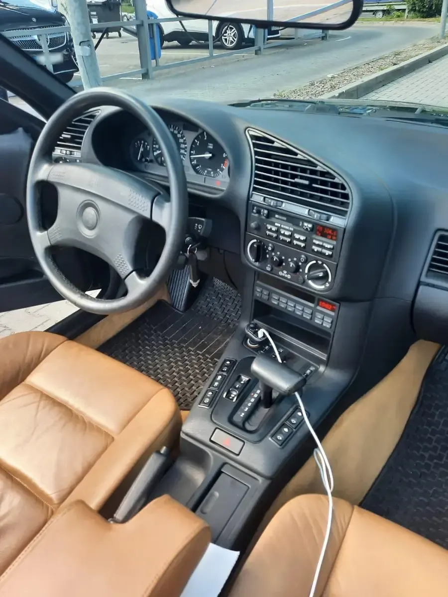 Gebraucht BMW 325 Cabriolet 192 PS (141 kW) 1993 Grün Cabrio