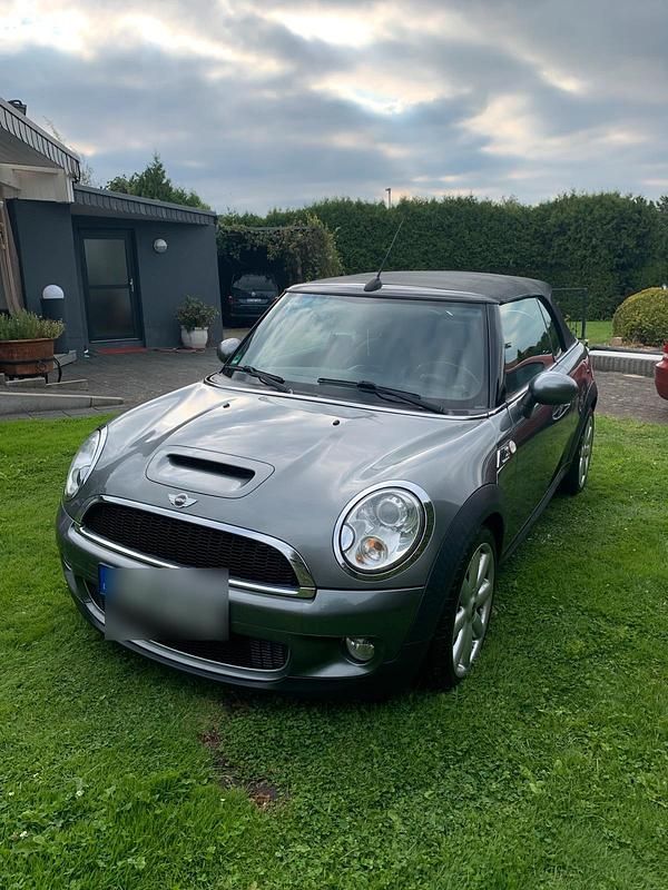 Grau Gebraucht 2010 Mini Cooper S Cabriolet Cabrio | 10.970 € - Bild 1/4