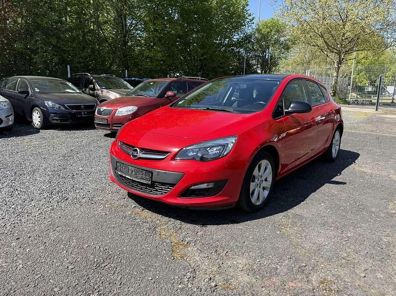 Brugt Opel Astra Style 116 HK (85 kW) 2015 Rød Hatchback