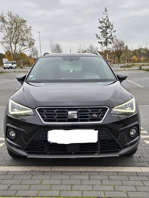 Schwarz Gebraucht 2018 Seat Arona FR SUV | 12.999 € (Guter Preis) - Bild 1/4