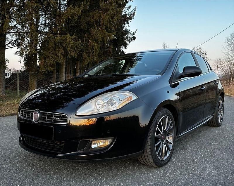 Gebraucht Fiat Bravo Dynamic 120 PS (88 kW) 2009 Schwarz Kleinwagen