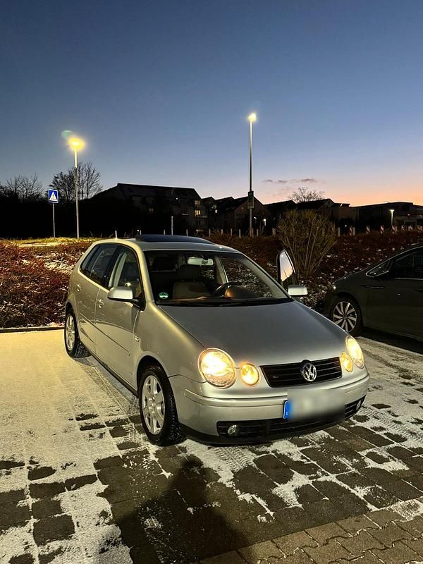 Gebraucht VW Polo 75 PS (55 kW) 2003 Silber Kleinwagen