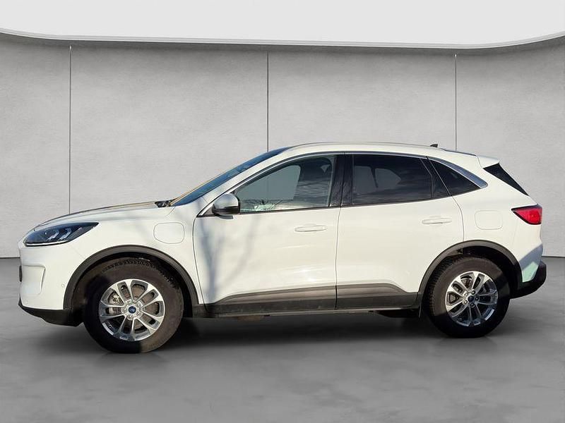 Gebraucht Ford Kuga Titanium 224 PS (164 kW) 2022 Weiß SUV