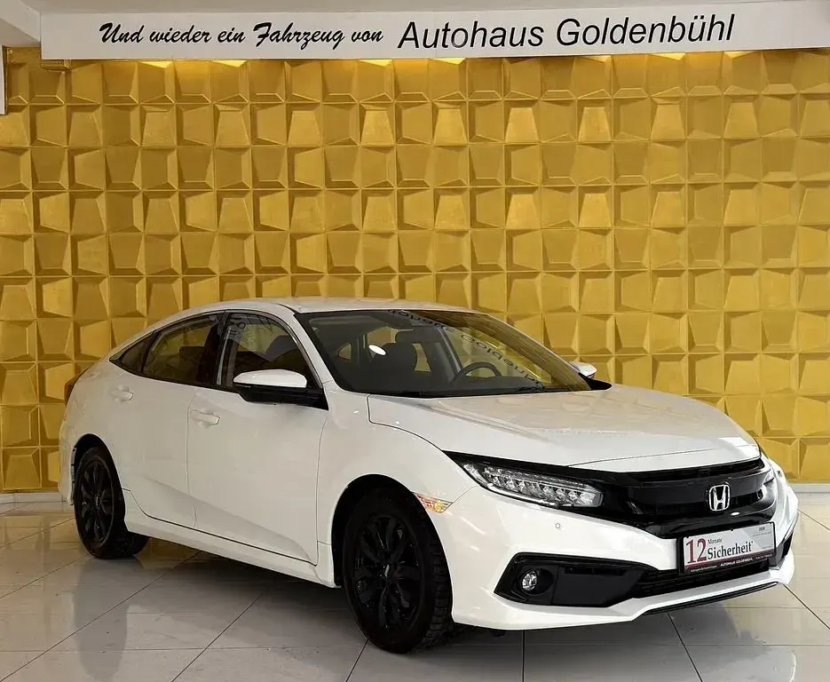 Gebraucht Honda Civic Elegance 182 PS (133 kW) 2020 Weiß Limousine