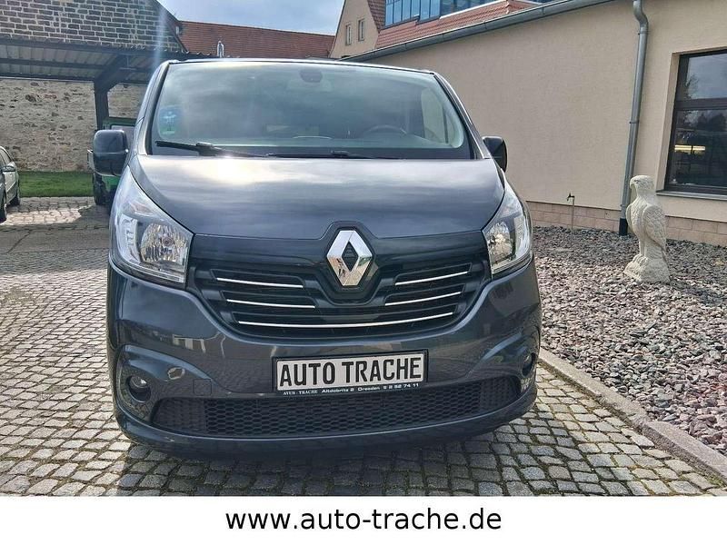 Gebraucht Renault Trafic 145 PS (106 kW) 2017 Grau Van / Kleinbus