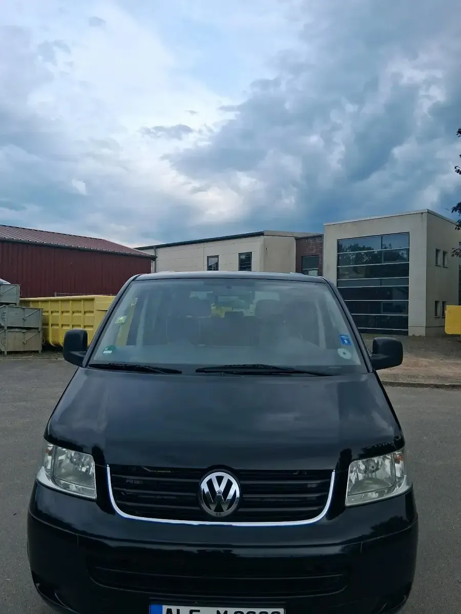 Gebraucht VW T5 130 PS (95 kW) 2009 Schwarz Van