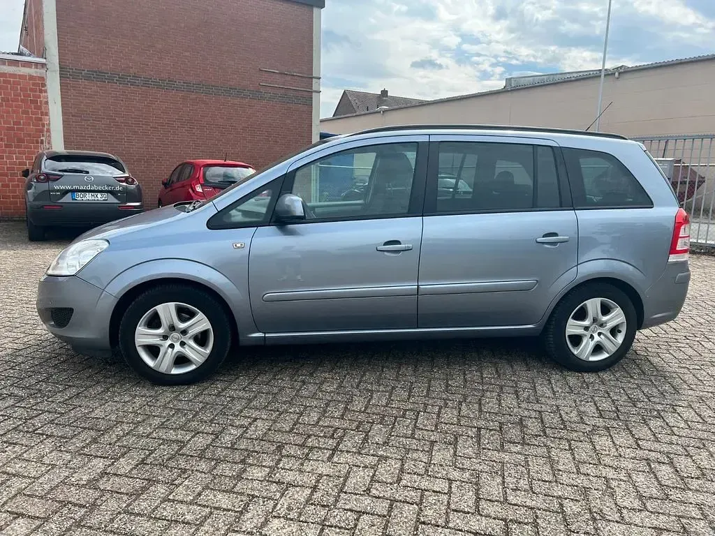 Gebraucht Opel Zafira Cosmo 116 PS (85 kW) 2009 Grau Van / Kleinbus