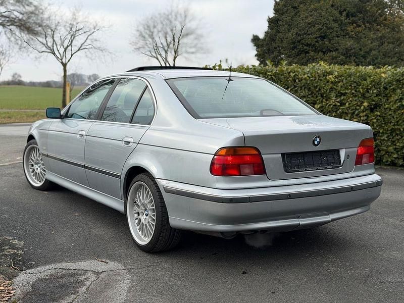 Gebraucht BMW 528 193 PS (141 kW) 1996 Silber Limousine