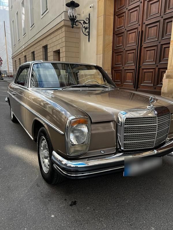 Gebraucht Mercedes W114 185 PS (136 kW) 1972 Andere farben Coupé