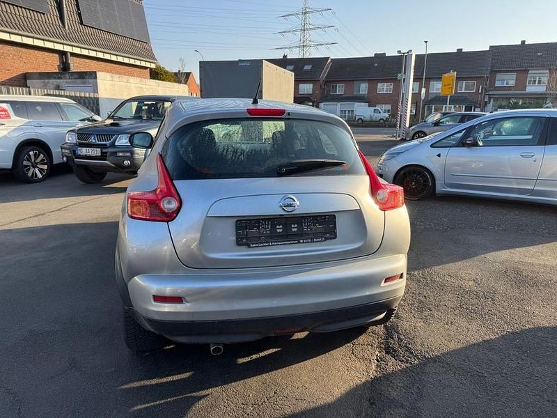 Gebraucht Nissan Juke Acenta 117 PS (86 kW) 2011 Silber SUV