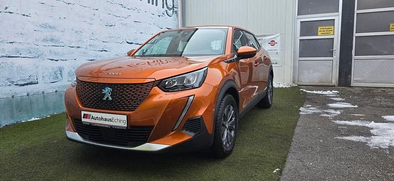 Gebraucht Peugeot e-2008 Active 100 kW (136 PS) 2021 Orange SUV