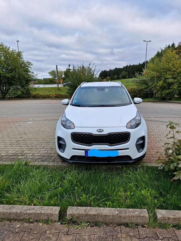 Weiß Gebraucht 2017 Kia Sportage SUV | 9.000 € (Guter Preis) - Bild 1/4