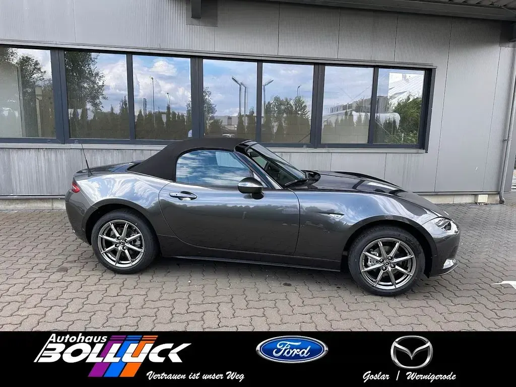 Neu Mazda MX5 Exclusive-Line 132 PS (97 kW) 2025 Grau Cabrio
