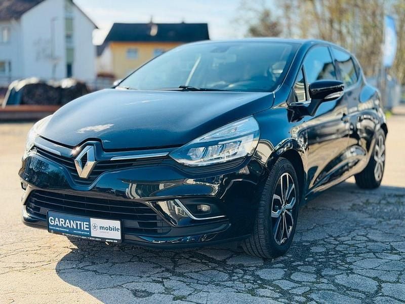 Gebraucht Renault Clio IV 90 PS (66 kW) 2016 Schwarz Limousine