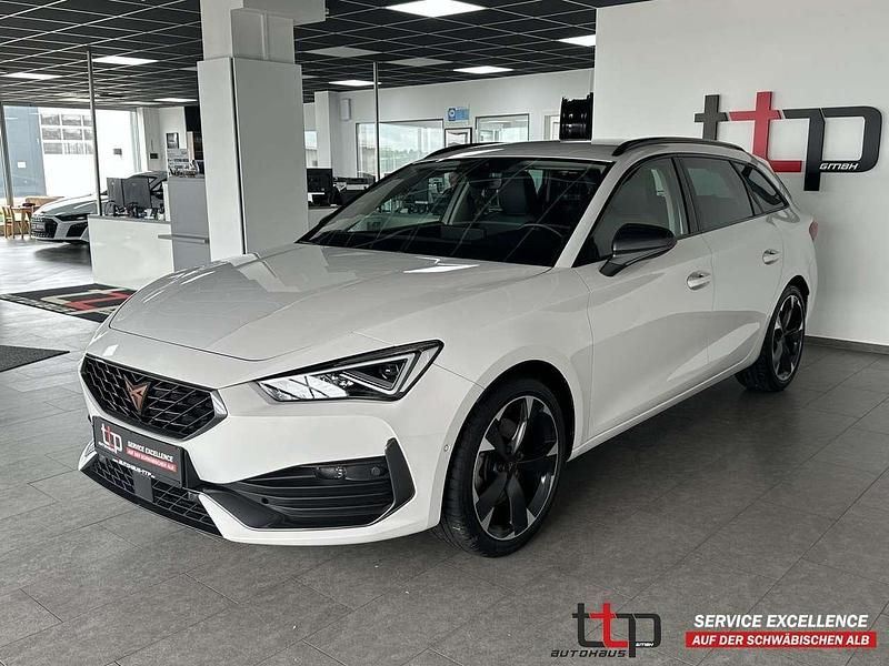 Gebraucht Cupra Leon 150 PS (110 kW) 2024 "candy" weiss Kombi