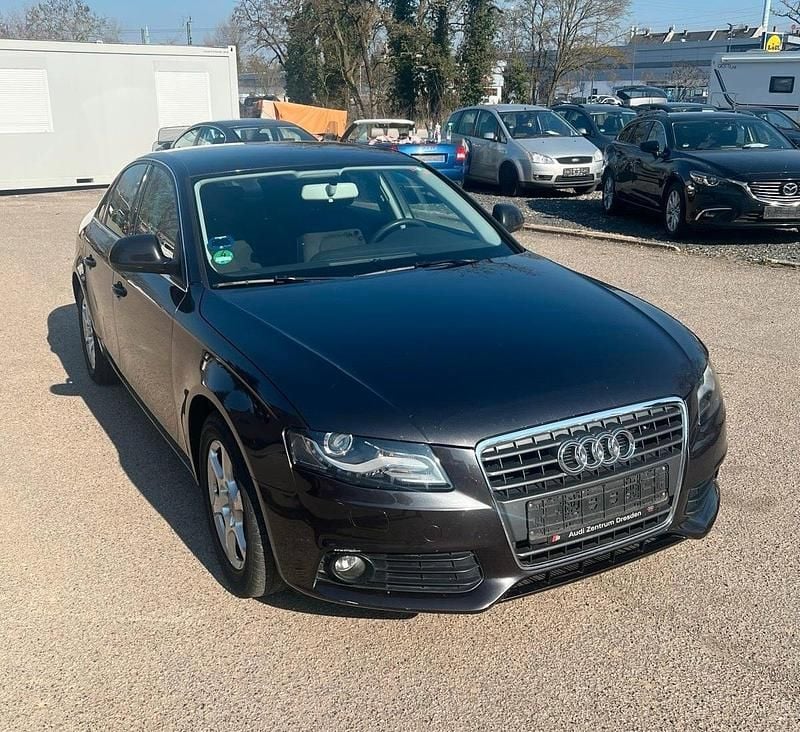 Gebraucht Audi A4 Attraction 160 PS (117 kW) 2008 Schwarz Limousine