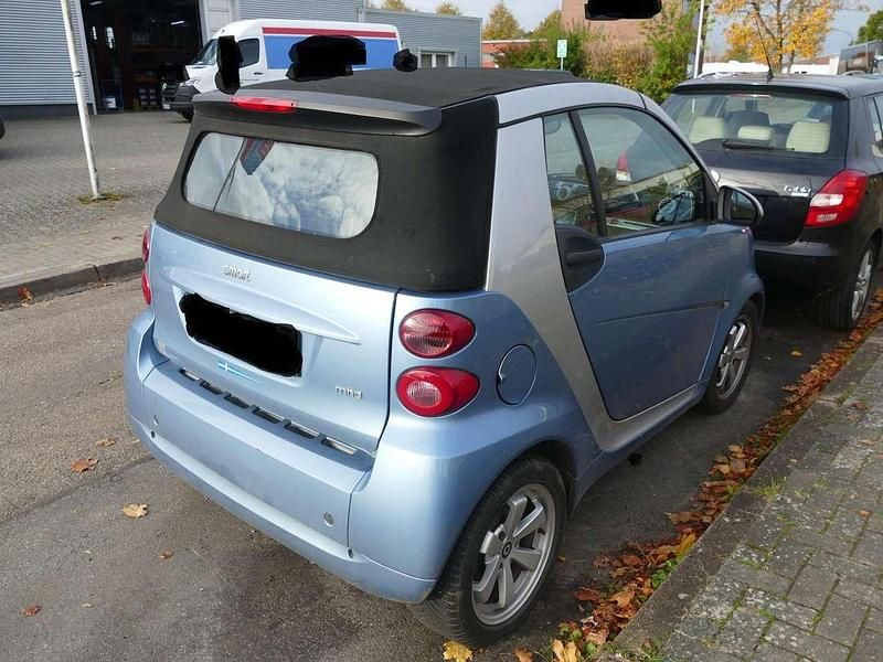 Gebraucht Smart ForTwo Cabrio 71 PS (52 kW) 2011 Blau Cabrio
