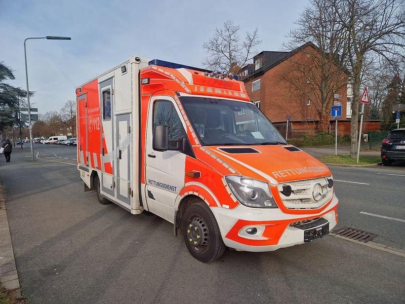 Gebraucht Mercedes Sprinter 190 PS (139 kW) 2016 Weiß Van