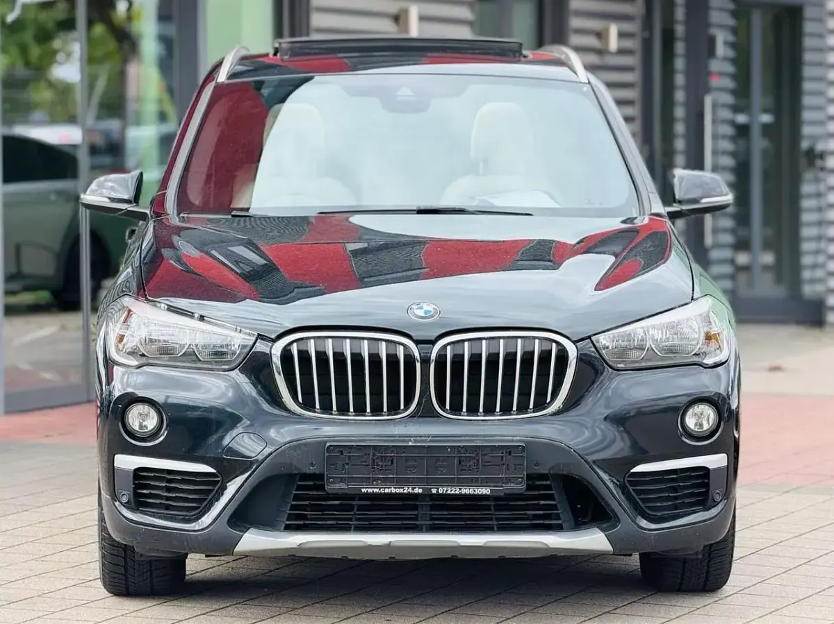 Gebraucht BMW X1 xLine 136 PS (100 kW) 2016 Black sapphire metallic SUV