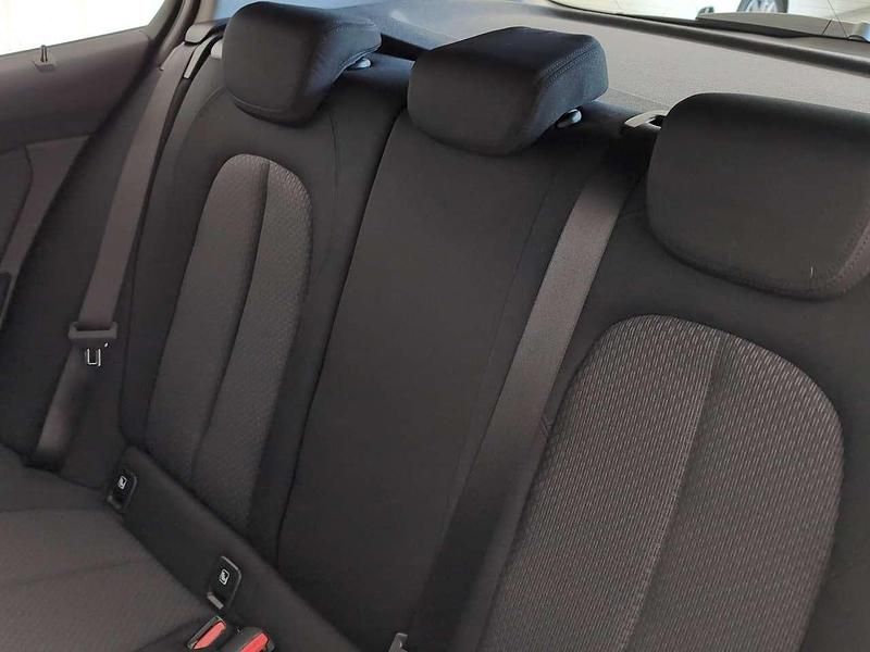 Gebraucht BMW 116 109 PS (80 kW) 2024 Schwarz Kleinwagen