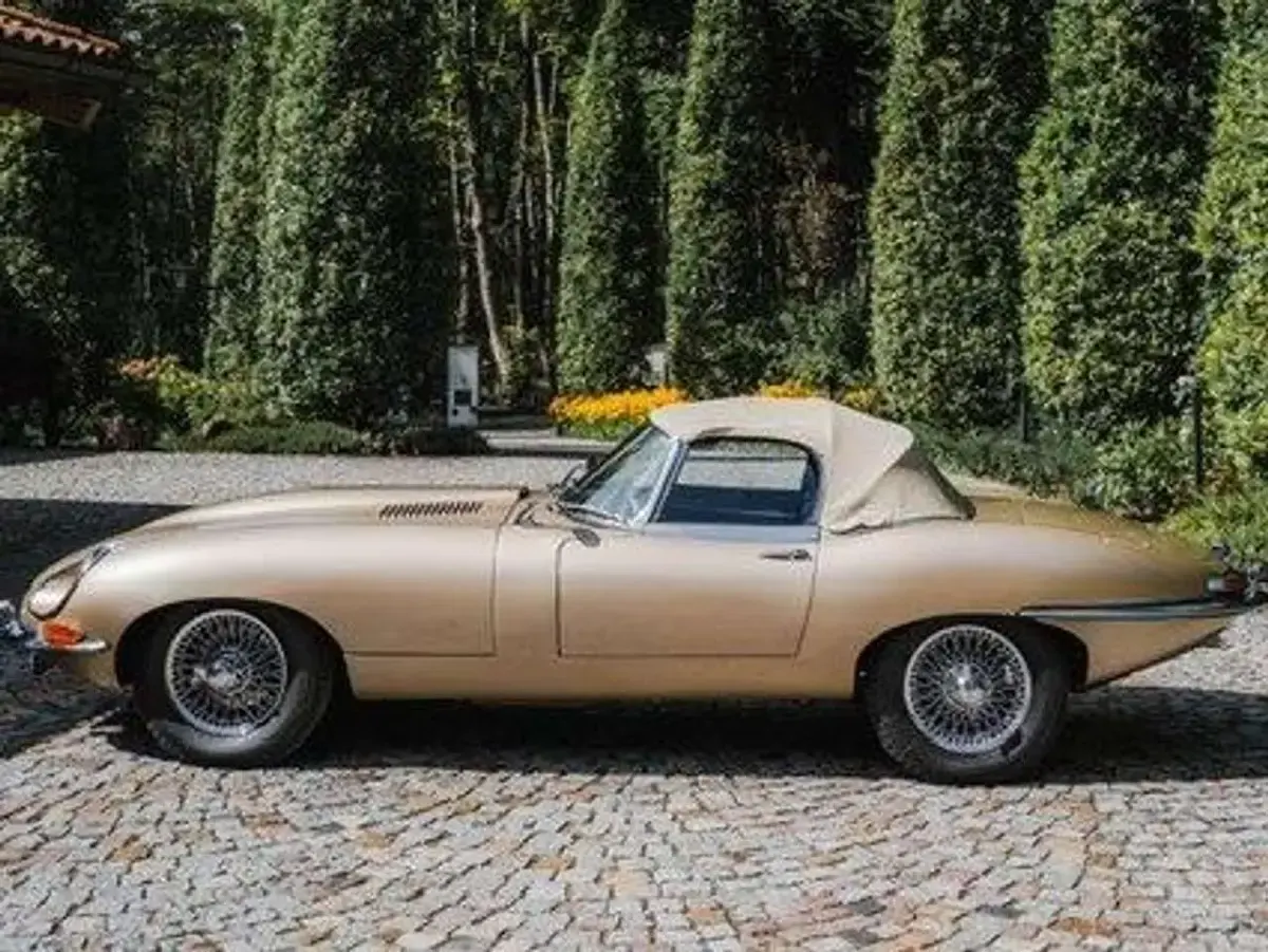 Gebraucht Jaguar E-Type 265 PS (194 kW) 1967 Gold Cabrio