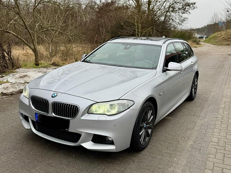 Gebraucht BMW 530 M Sport 258 PS (189 kW) 2012 Silber Kombi