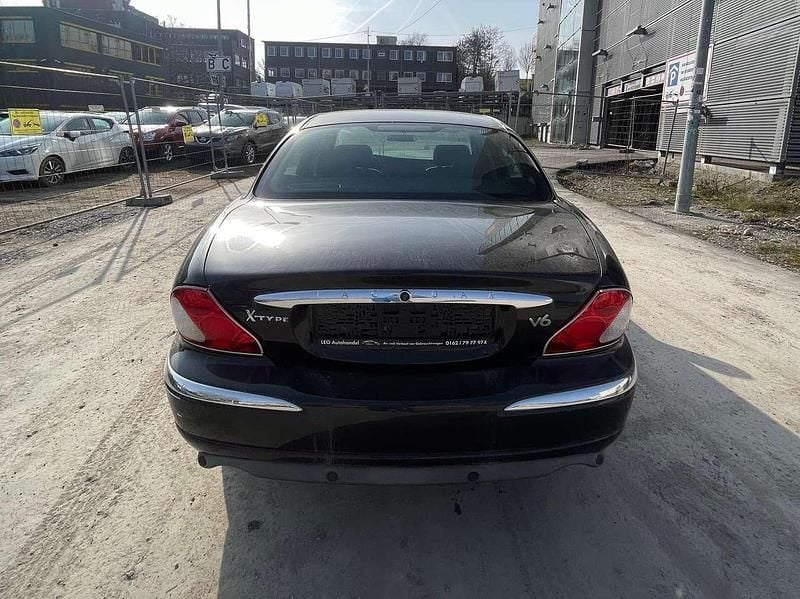 Gebraucht Jaguar X-type 156 PS (114 kW) 2002 Schwarz Limousine