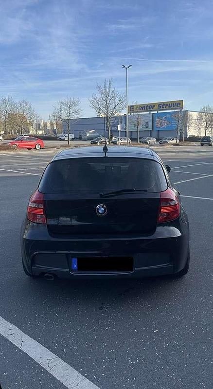 Gebraucht BMW 118 143 PS (105 kW) 2011 Blau Kleinwagen