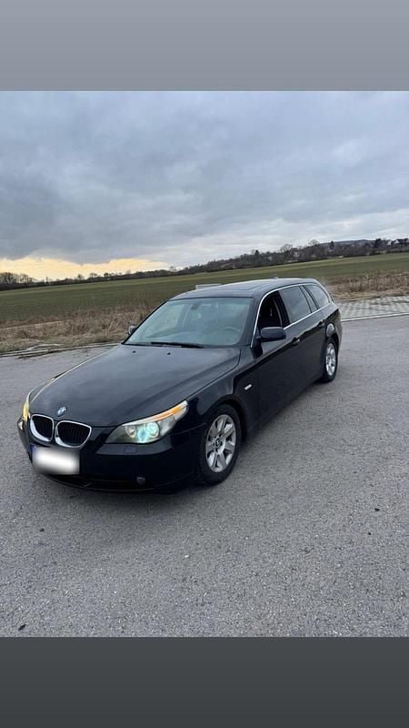 Gebraucht BMW 525 218 PS (160 kW) 2005 Schwarz Kombi
