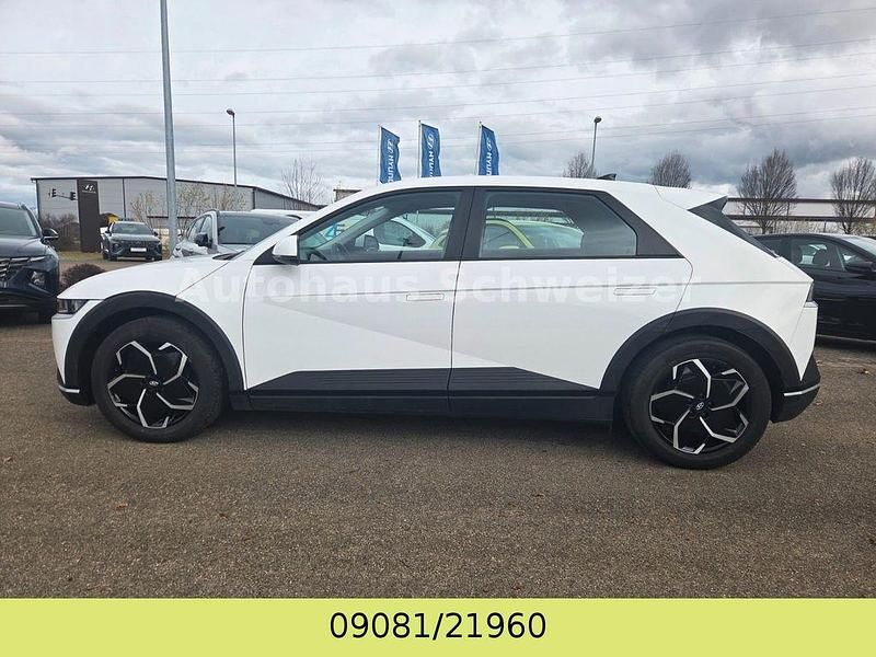 Gebraucht Hyundai Ioniq 5 Basis 125 kW (170 PS) 2022 Weiß SUV
