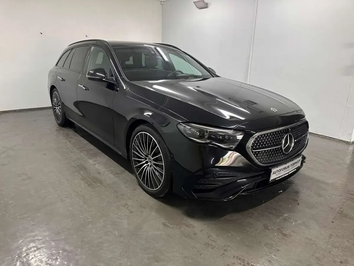 Gebraucht Mercedes E220 Advanced 197 PS (144 kW) 2024 Obsidianschwarz (metallic) Kombi