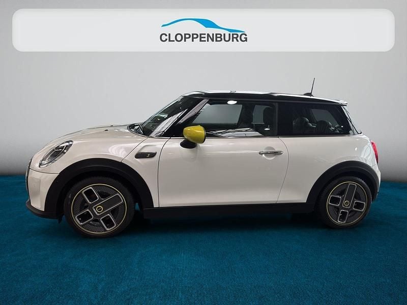 Gebraucht Mini Cooper SE Classic 135 kW (184 PS) 2023 Weiß Kleinwagen