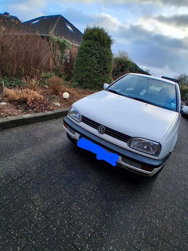 Gebraucht VW Golf III 72 PS (52 kW) 1993 Weiß Kleinwagen