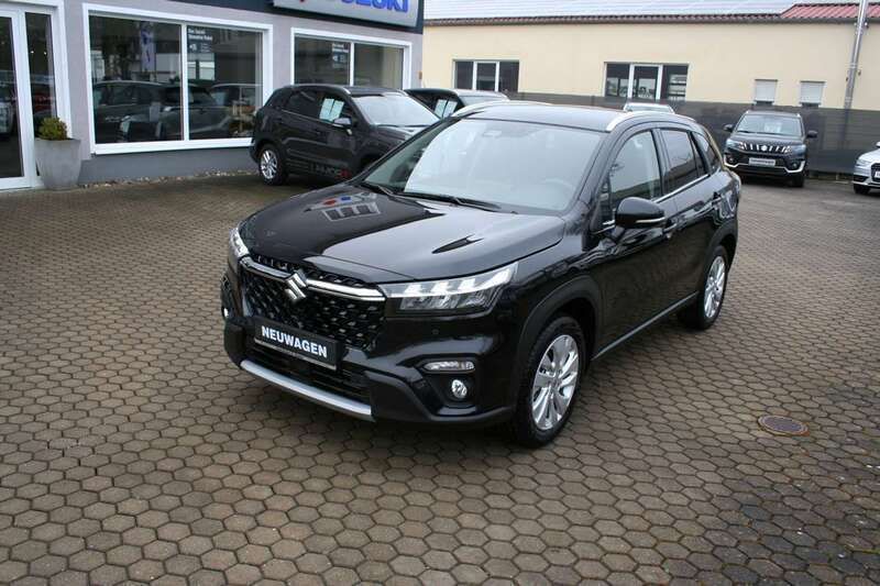 Cosmic black pearl met. Gebraucht 2023 Suzuki SX4 S-Cross Comfort SUV | 25.500 € (Fairer Preis) - Bild 1/4