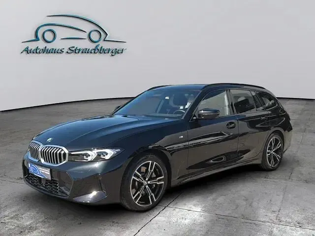 Gebraucht BMW 330 M Sport 245 PS (180 kW) 2025 Schwarz Kombi