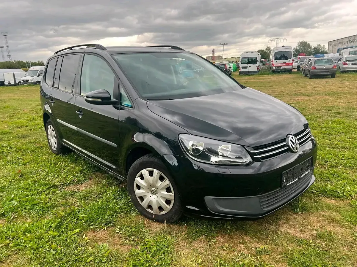 Gebraucht VW Touran 140 PS (102 kW) 2012 Schwarz Van / Kleinbus