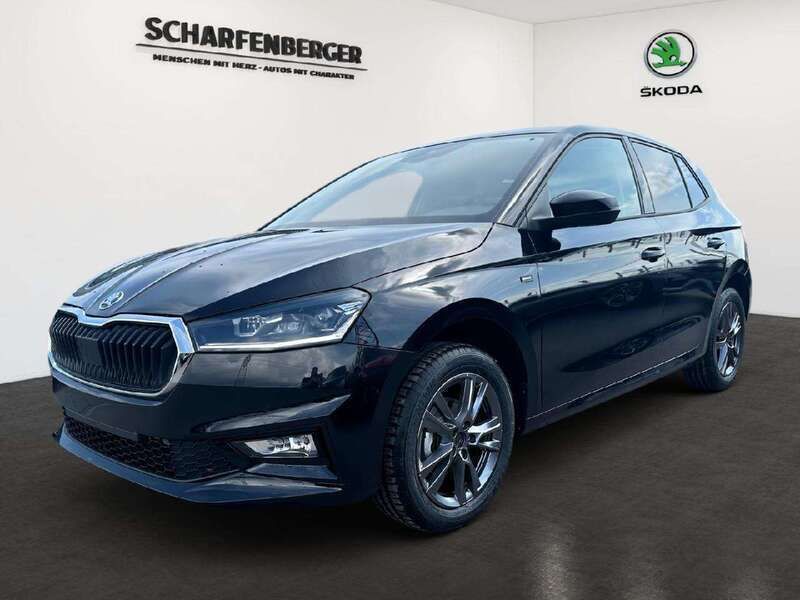 Schwarzmagic perleffekt Gebraucht 2024 Skoda Fabia Selection Kleinwagen | 20.830 € (Etwas zu teuer) - Bild 1/4