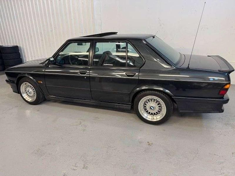 Gebraucht BMW M5 218 PS (160 kW) 1987 Schwarz Limousine