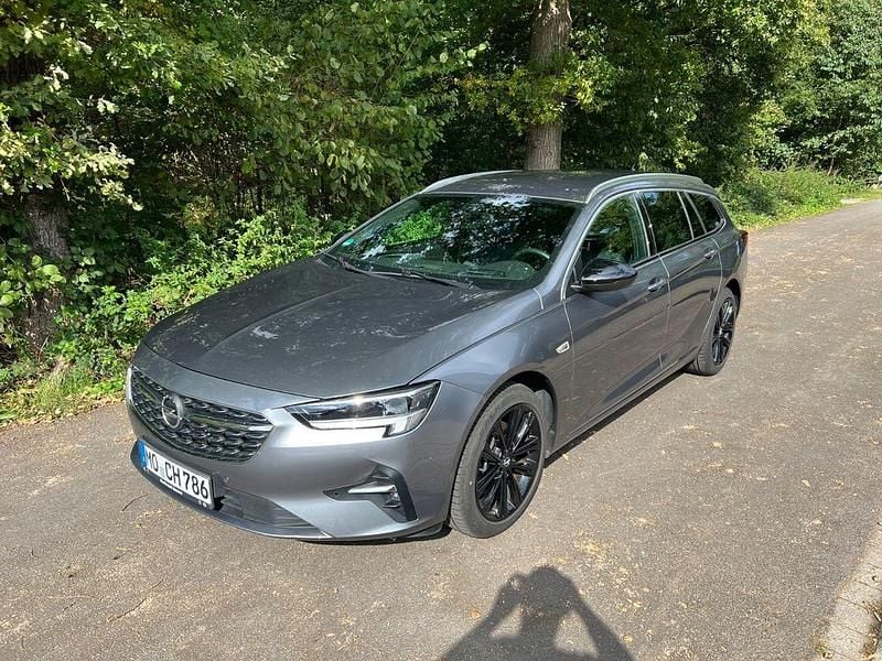 Grau Gebraucht 2021 Opel Insignia Business Edition Kombi | 15.900 € (Superpreis) - Bild 1/4