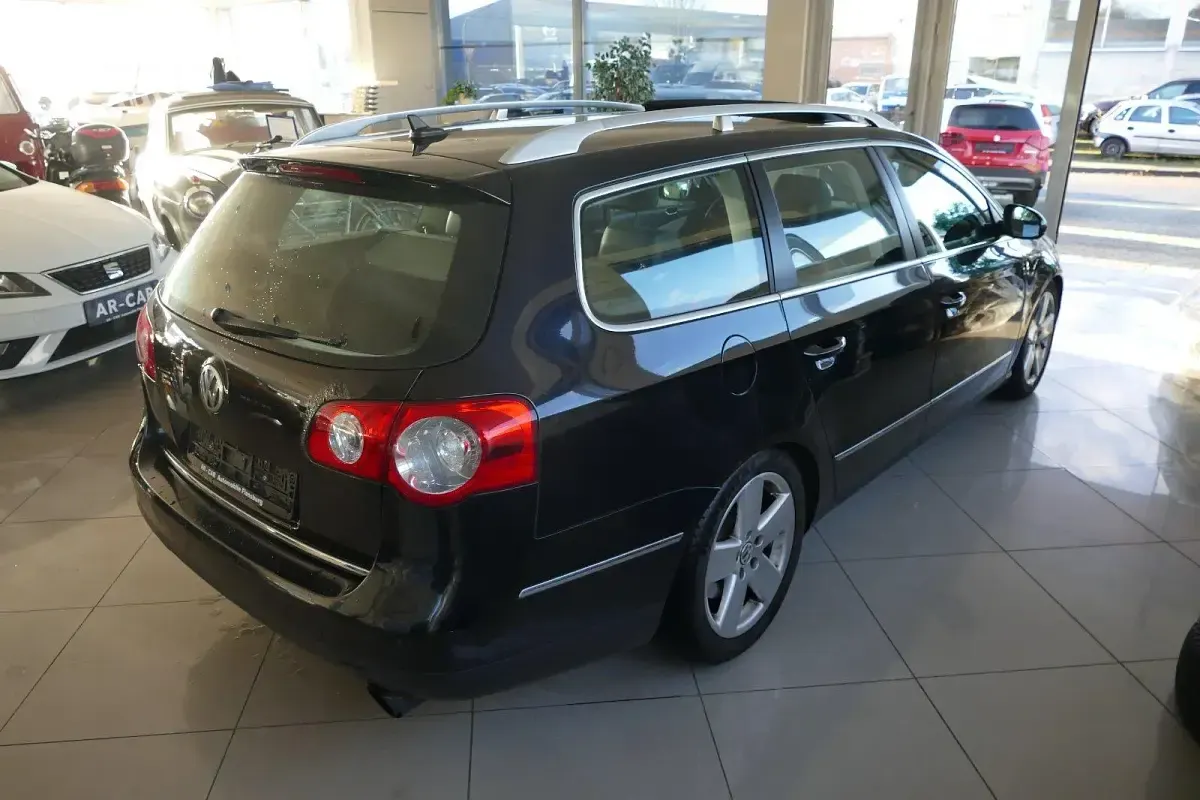 Gebraucht VW Passat 250 PS (183 kW) 2008 Schwarz Kombi