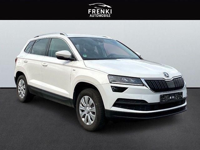 Weiß Gebraucht 2020 Skoda Karoq Drive SUV | 18.999 € (Guter Preis) - Bild 1/4