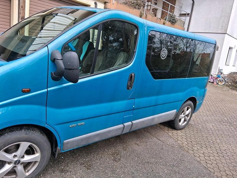 Gebraucht Renault Trafic 135 PS (99 kW) 2004 Blau Van / Kleinbus