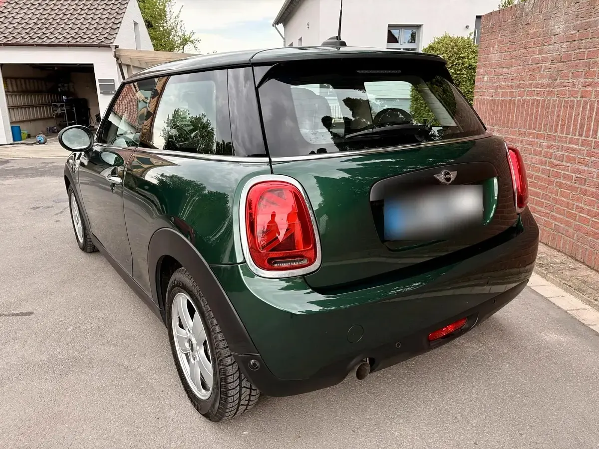 Usata Mini ONE 102 CV (75 kW) 2018 Verde Utilitaria