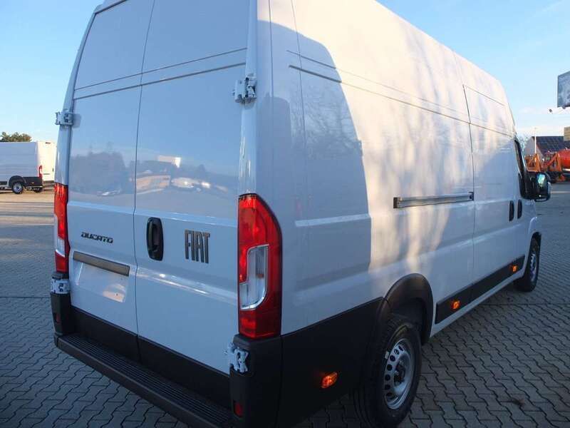 Gebraucht Fiat Ducato 179 PS (131 kW) 2024 Weiß Van