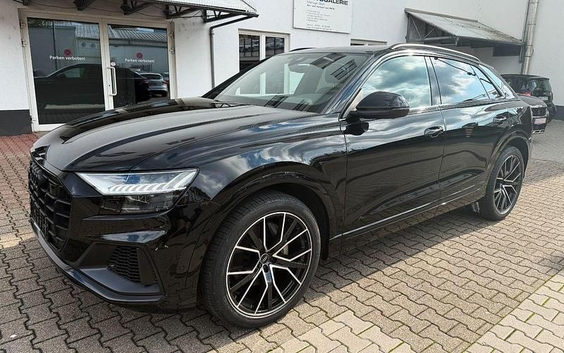 Mythosschwarz Gebraucht 2022 Audi Q8 S-Line SUV | 53.999 € (Superpreis) - Bild 1/4