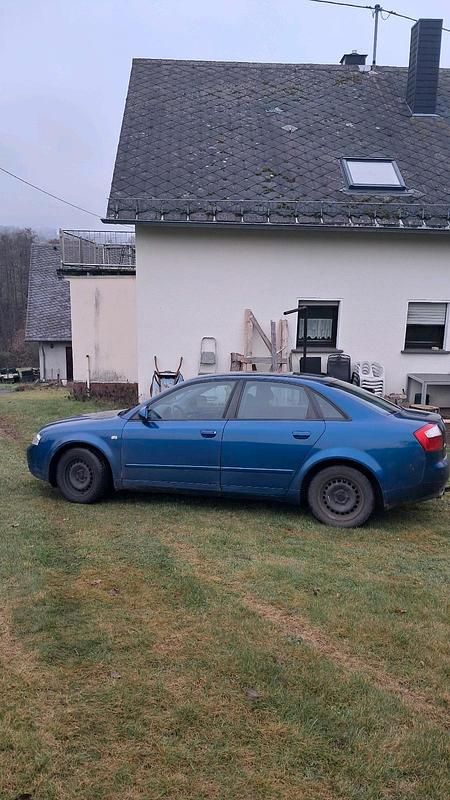 Gebraucht Audi A4 131 PS (96 kW) 2005 Blau Limousine